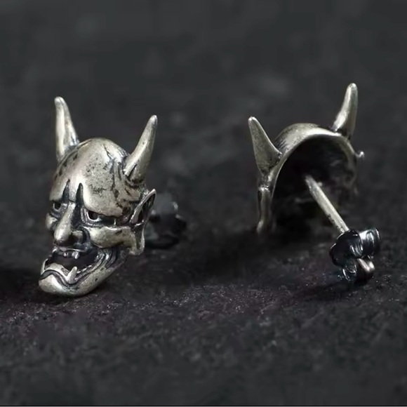 “Oni Mask” Hannya Japanese Horned Demon Gargoyle Ghost Horror Oddity Spooky Stud - Picture 9 of 10